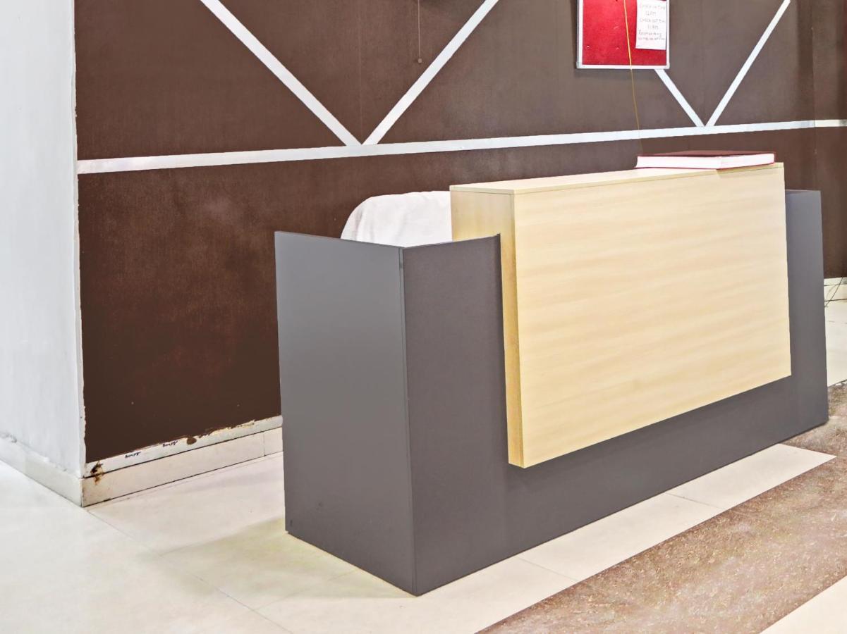 Red Coral By F9 Hotel New Delhi